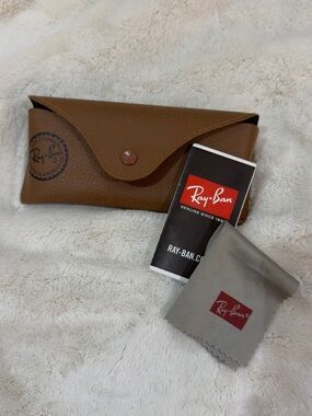 Ray-Ban Brown Leather Sunglasses Pouch with Gray Cleaning Cloth